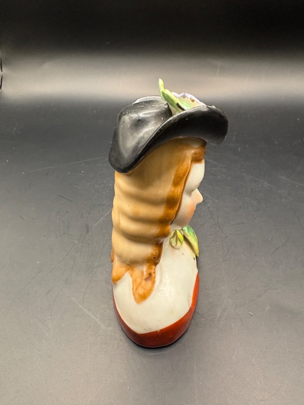 Vintage Lady With Flowers Figurine Made in Occupied Japan - Picture 6 of 6